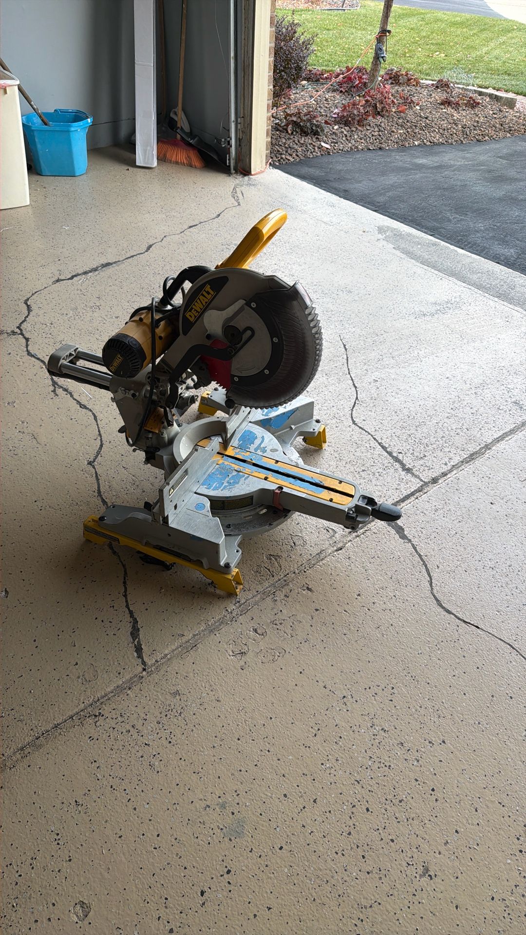 Dewalt 12 Miter Saw Model 780 $