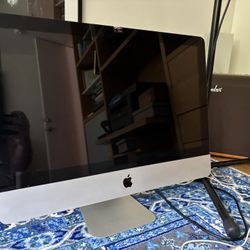 Mac Desktop Computer A2116 21.5 Inch 4k Retina display