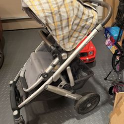 Uppababy Stroller (vista)