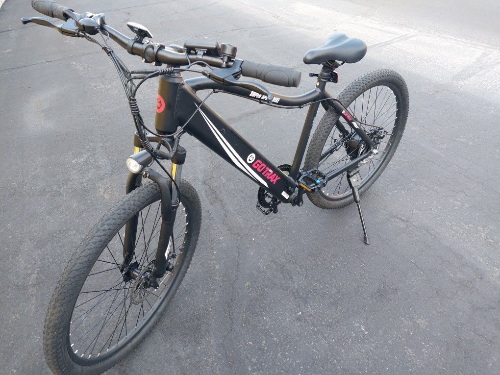 GOTRAX Emerge 26" Adult Electric Bike
