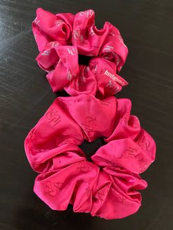 Huda Beauty Satin Hair Scrunchies Set of 2