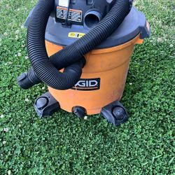 Ridgid  Wet/Dry 16 Gallon Vacuum 