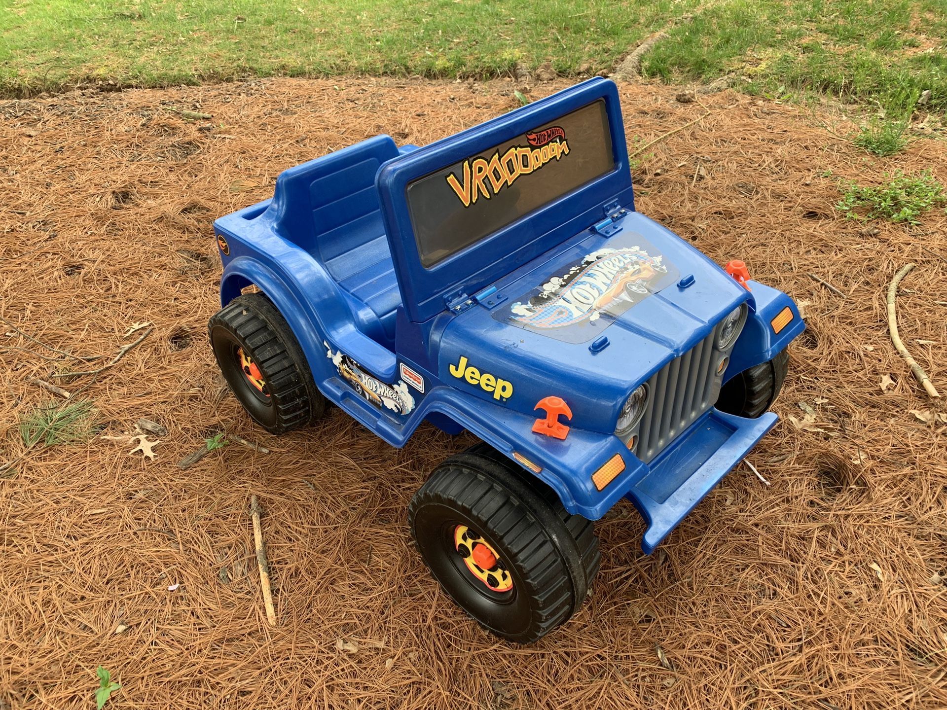 Jeep Wrangler pedal car electric 6 volts