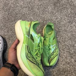 Saucony Elite Size 11