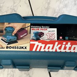 Makita Finishing Sander BO4552 2amp Like New, Used Once. Comes With All Of Original Sand Paper Minus A Few Sheets.