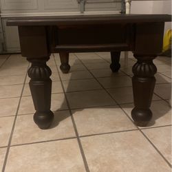 Living Room Center Piece Table 