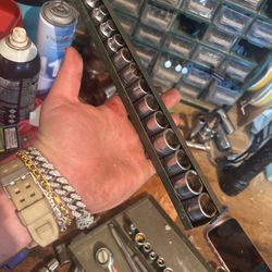 Sk Tools USA Metric 3/8 Drive Socket Set shallow short 7-19mm 6 point metals And A Porto Flex Head 3/8 Drive Ratchet 