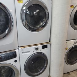 Kenmore Front Loading Washer And Stackable Gas Dryer Set 
