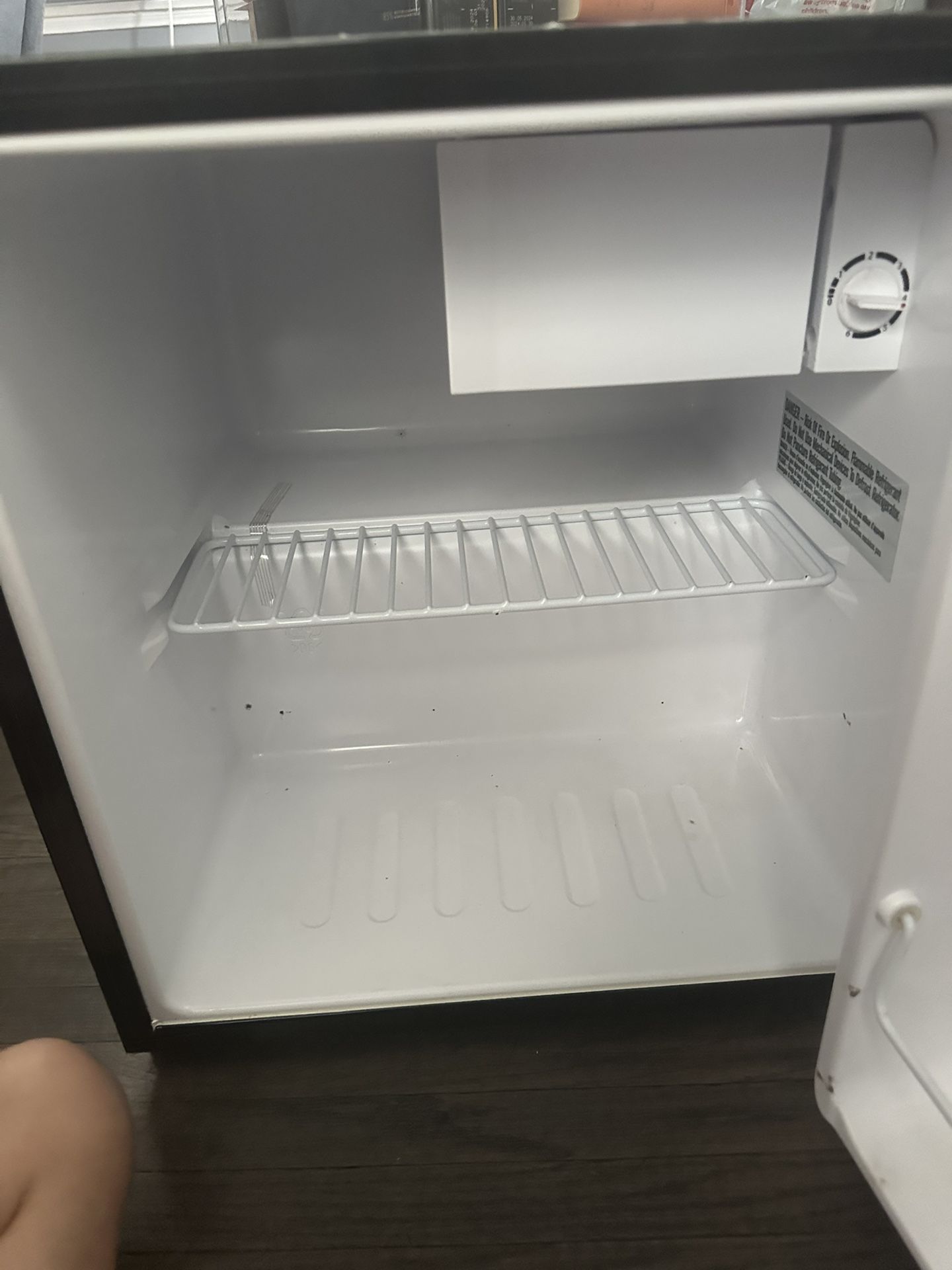 Magic Chef Mini Fridge