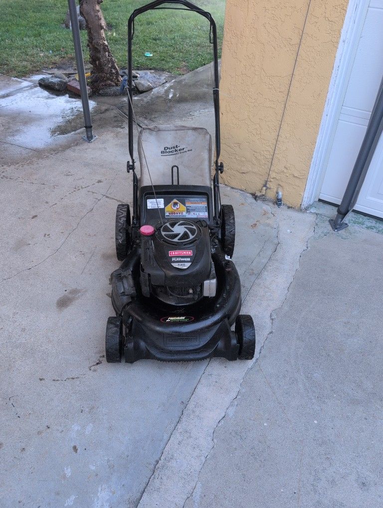 Lawn Mower 