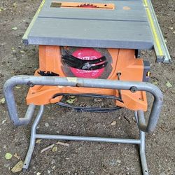 RIGID TABLE SAW UTILITY VEHICLE (TSUV)