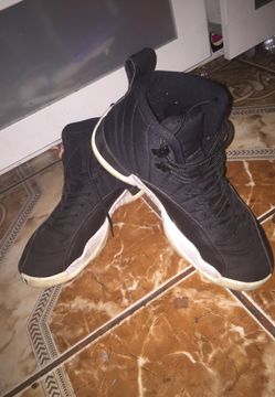 Jordan 12 Size 8
