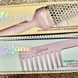 Round Hair Brush + Wide Comb