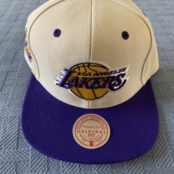 Lakers SnapBack Mitchell & Ness