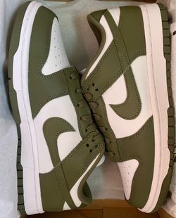Nike Dunk Low Medium Olive  Size 8.5