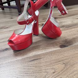 Michael Kors brown heel