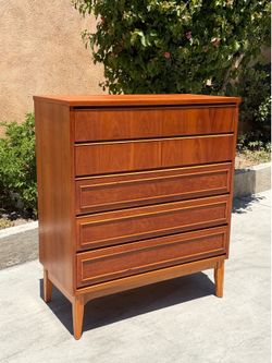 Mid-Century Modern Highboy Dresser, 5-Drawer Chest