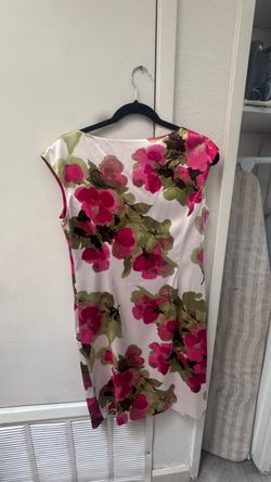 Beautiful floral silk like dress