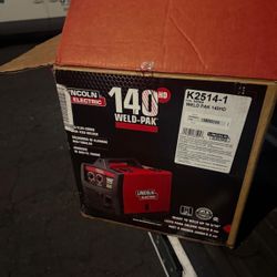Lincoln Weld-Pak 140 Amp MIG and Flux-Core Wire Feed Welder, 115V, Aluminum Welder with Spool Gun sold separately 