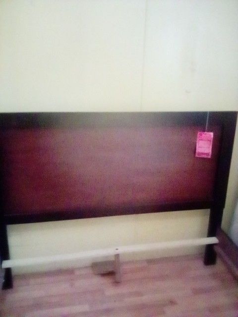 Full Frame Bed Coaster Fine Furniture
