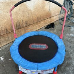 Trampoline 