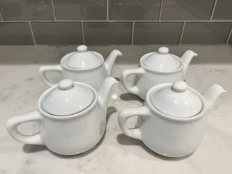 4 Ceramic Tea Pots