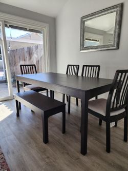 Dining set (4-6 person table, 4 chairs and a bench)