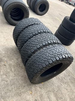 35x12/50R18  El Precio Incluye Instalación Y Balanceo También Financiamos 