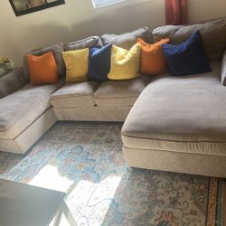 Sectional Sofa 
