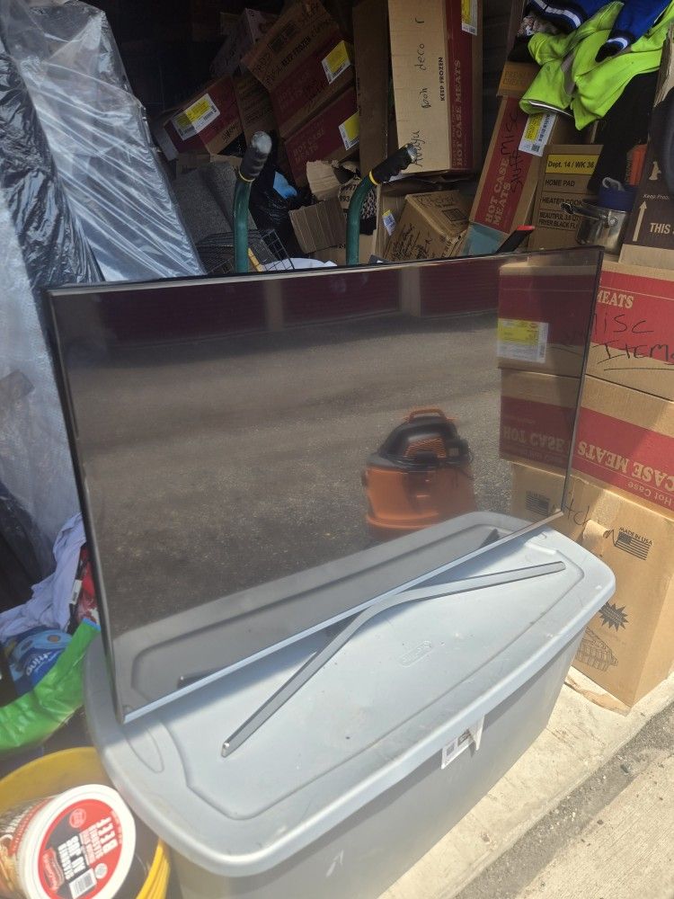 Samsung 44inch Smart TV