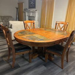 Dinning Table 
