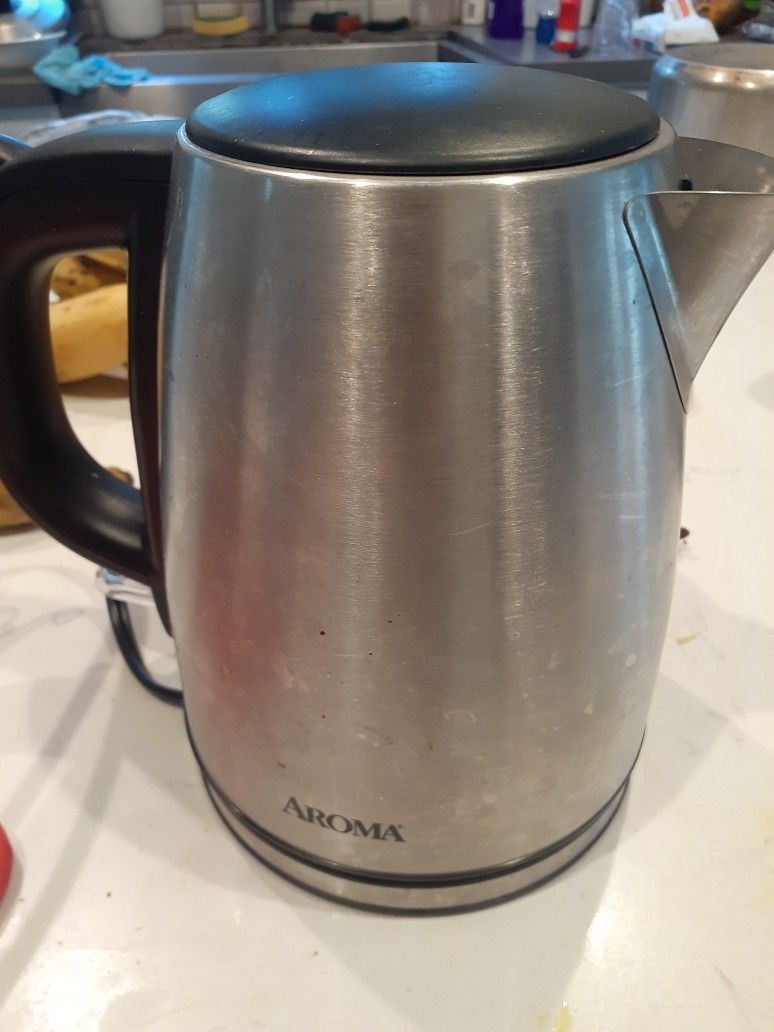 electric kettle 4 cups