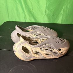 Yeezy Foam Runners Size 11