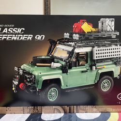 New/unopened Lego Land Rover Classic Defender 90-10317