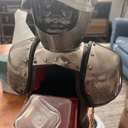 Nikka Knight Decanter Whiskey Set