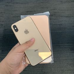 🤎📱 iPhone Xs 64 GB Unlocked BH77% 🔋 Case And Headphones For Free 🤎🩶