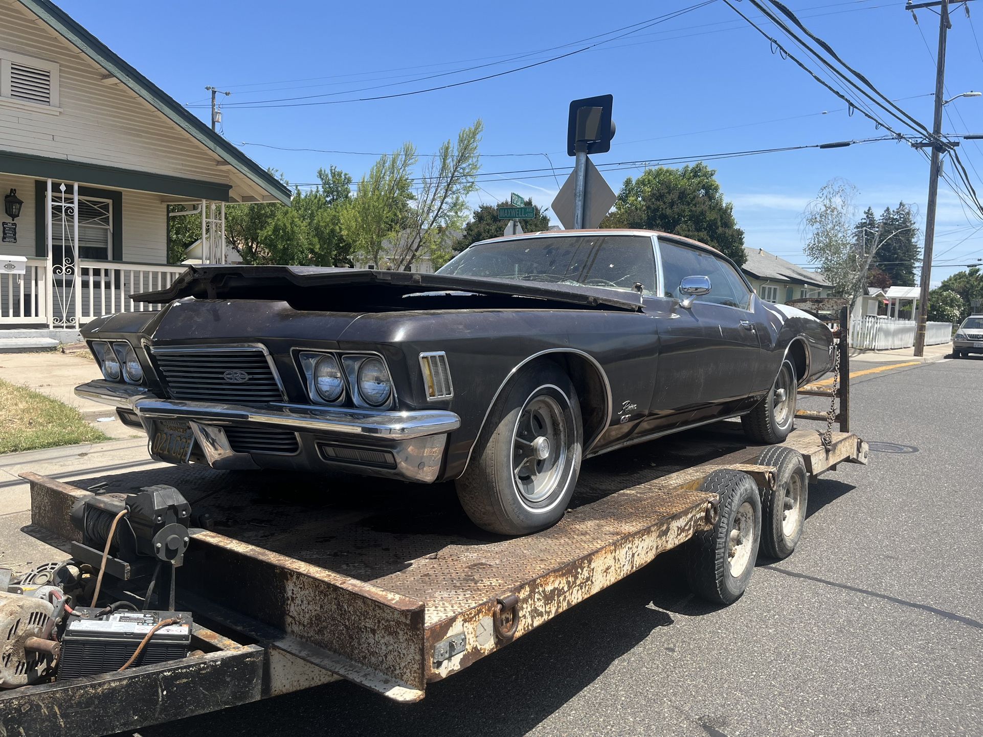 71,73 Buick Riviera ( Parts )