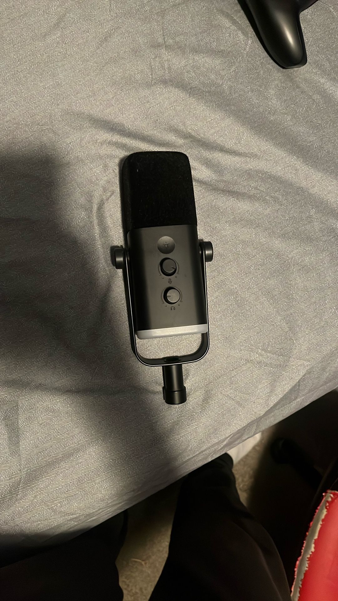 Fifine Am8 Microphone + Boom Arm