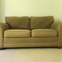 Bauhaus Upholstered Loveseat