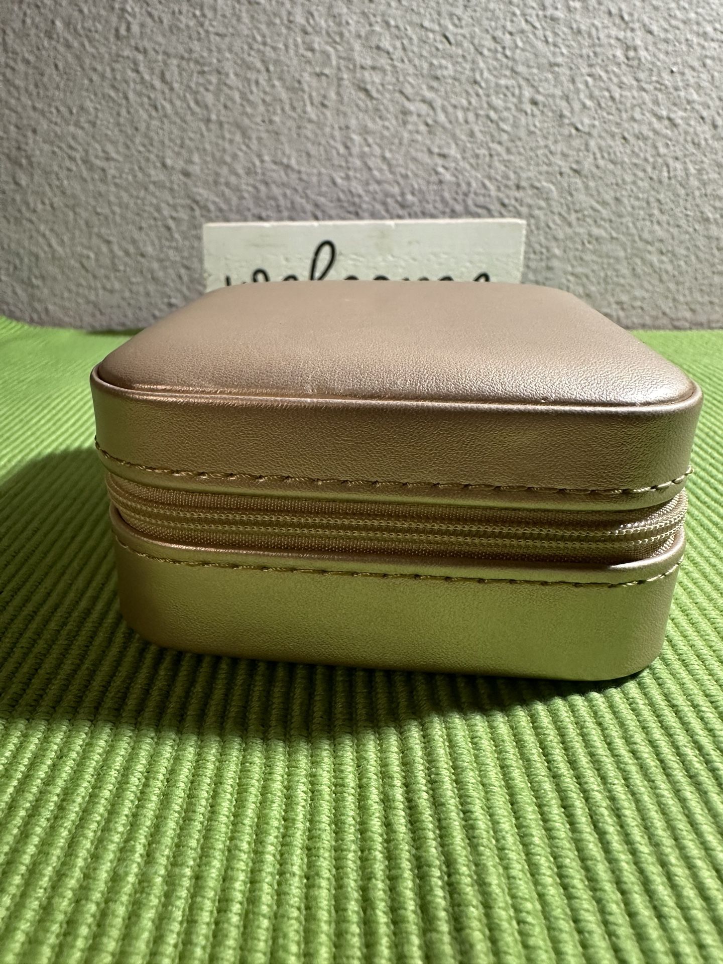 Mini Travel Jewelry Case