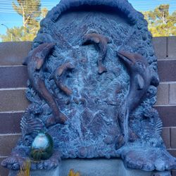 Stone Dolphin Water Fountain