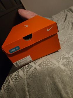 MENS NIKE REACT X INFINITY RUN 4 W (WIDE 4E) SIZE 10.5