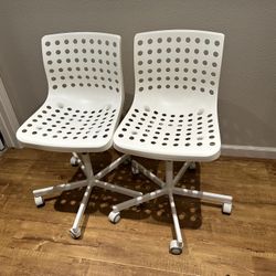 2 Office Chairs