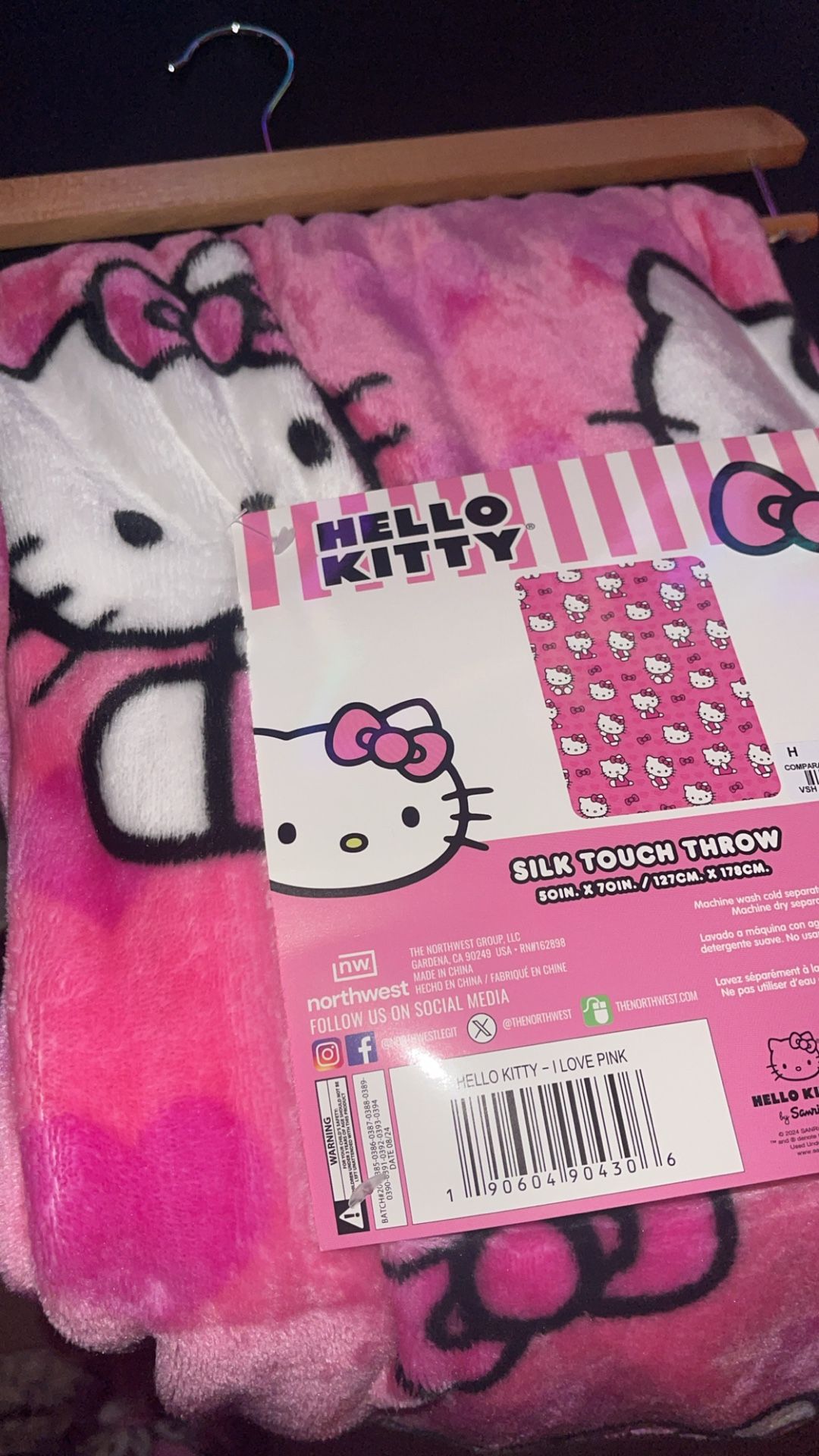 hello kitty blanket