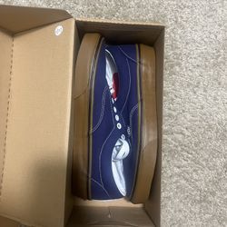 New Men’s Purple Vans Size 8