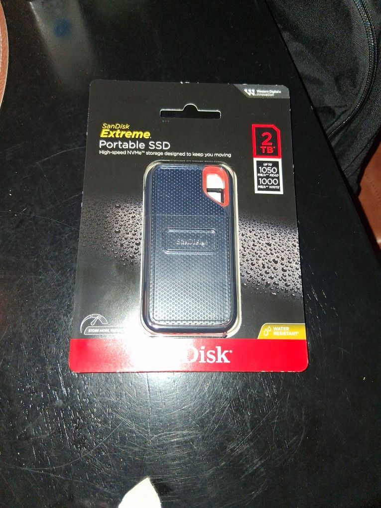 SanDisk Extreme Portable SSD 2TB External Storage Hard Drive