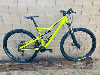 2017 Specialized Camber 29" (Size Large) - Full Suspension Mountain Bike 🚵‍♂️