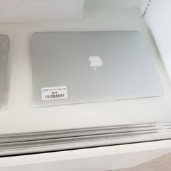 Macbook Air 2017 1.8/8/128