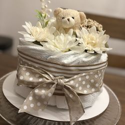 Small Gender Neutral Diaper Cake 