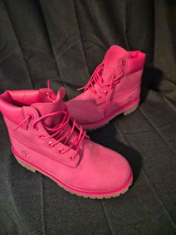 HOT PINK TIMBERLAND 💗